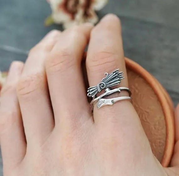 Witch Broom Ring | Sterling Silver Witchy Jewelry | Boho Witch Ring | Cottagecore Jewelry | Gift for Witch | Halloween Ring
