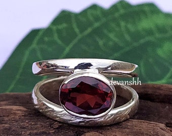 Garnet ring Oval Dark Pyrope Garnet handmade Ring Jewelry Red Garnet Gemstone Ring 925 sterling silver gift Ring Engagement Ring Jewelry