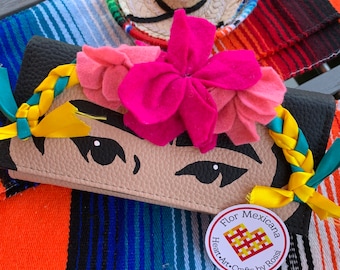 Beautiful wallet Mexican wallet Muñeca Mexicana Folklore and love Women’s wallet Original design Muy Mexicana Gift for her