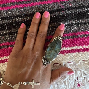 Genuine labradorite rings Authentic .925 sterling silver rings from Taxco Mexico Healing stones Stunning craftsmanship Protective amulet Queen labradorite