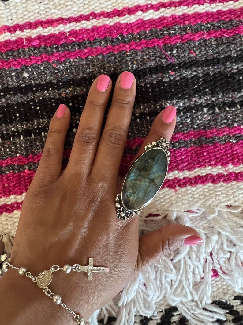 Genuine labradorite rings Authentic .925 sterling silver rings from Taxco Mexico Healing stones Stunning craftsmanship Protective amulet Queen labradorite