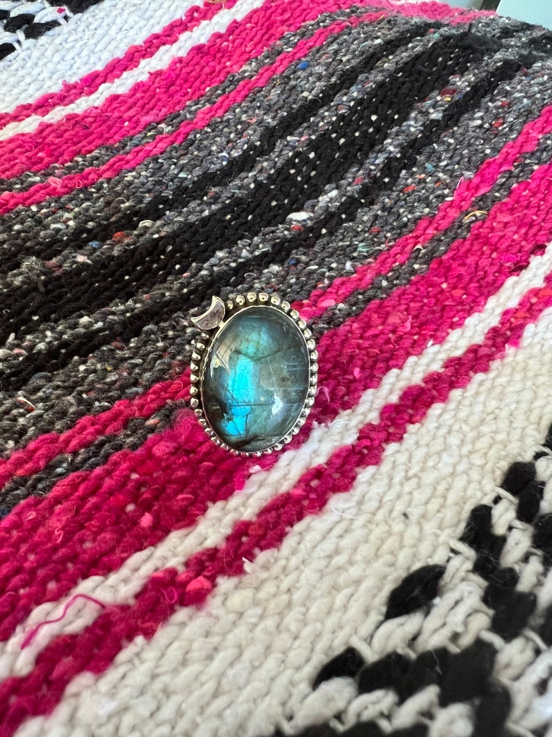 Genuine labradorite rings Authentic .925 sterling silver rings from Taxco Mexico Healing stones Stunning craftsmanship Protective amulet Oval 1 moon