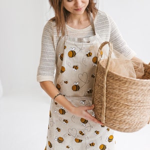 Linen Apron with Bumblebees • Apron for Gardening Painting Cooking • Apron with Deep Front Pocket