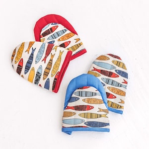 Handmade Mini Linen Kitchen Mitts • Protective Cooking Glove • FISH