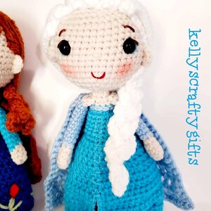 Muñecas de ganchillo hechas a mano de Anna y Elsa: Personajes de la película Frozen en amigurumi imagen 2
