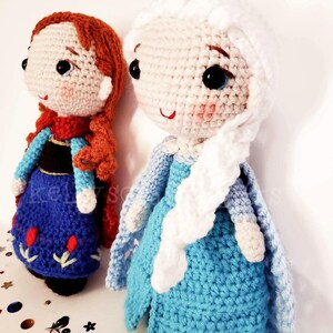 Muñecas de ganchillo hechas a mano de Anna y Elsa: Personajes de la película Frozen en amigurumi imagen 3