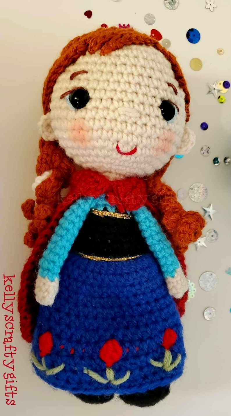 Muñecas de ganchillo hechas a mano de Anna y Elsa: Personajes de la película Frozen en amigurumi Anna
