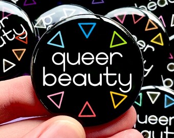 Botón de Belleza Queer / Variante en Negro Sutil / Orgullo LGBTQ Personalizable