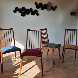 Vintage polish mid-century chair type 200-157, designed in 1960 by R.T. Noise, personalization.