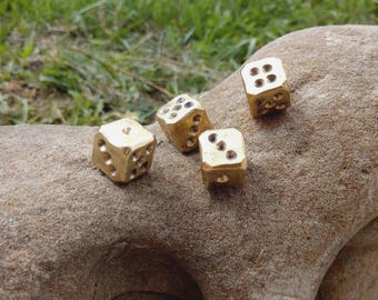 Handgeschmiedetes Würfelset aus Bronze: Würfel für Dungeons & Dragons-Tabletop-Spiele