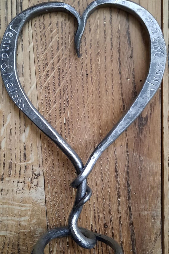 Cuore in ferro battuto, regalo per il 6° anniversario, personalizzato - Italia