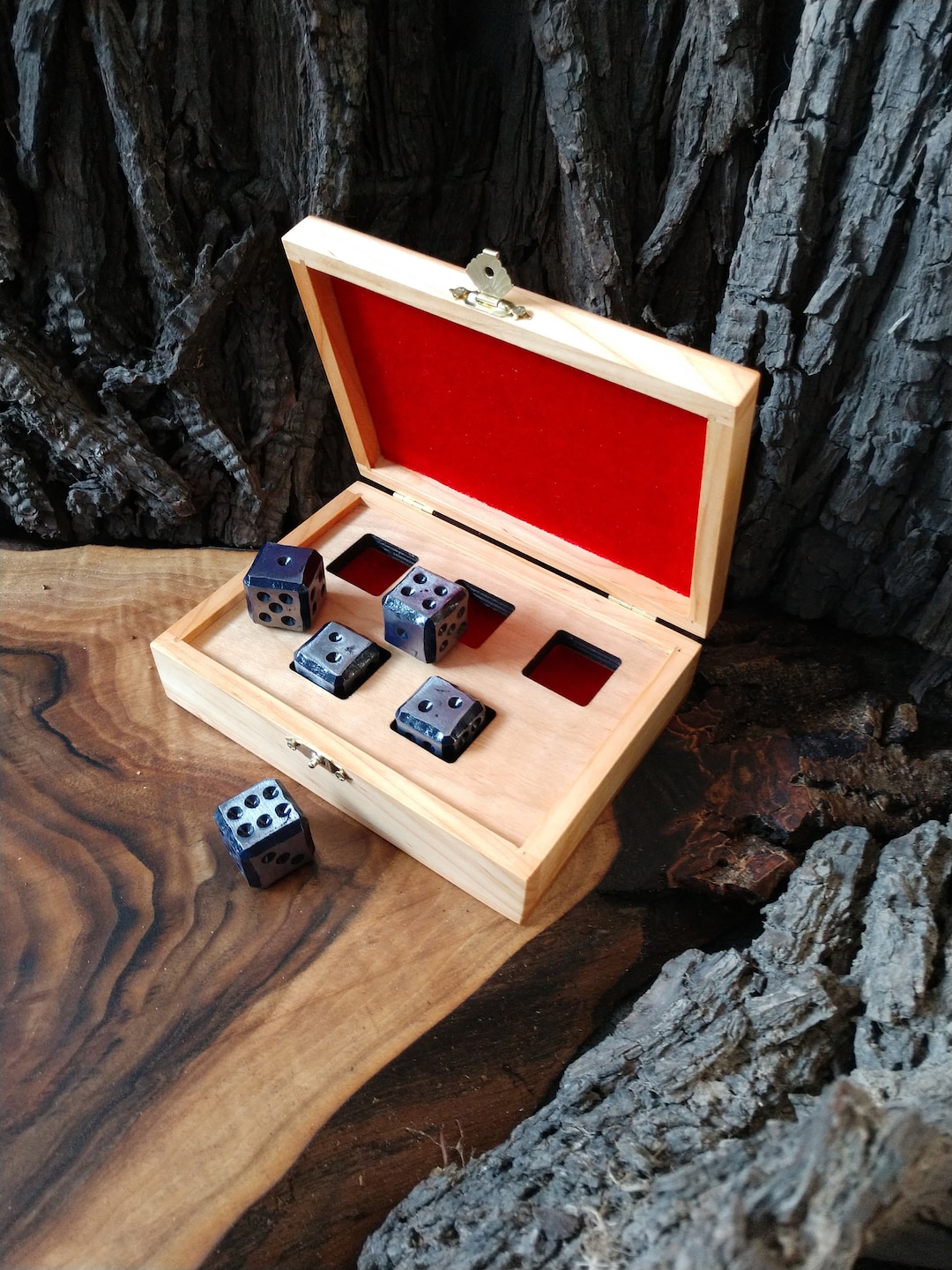 Dices, Iron Dices, Set of 5 Dices With Box, Dice Games, Tabletop Gaming