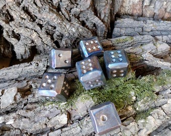 Juego de dados D6 de titanio hecho a mano para juegos de mesa