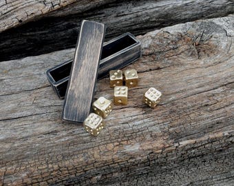 Juego de dados de bronce hecho a mano: juego de mesa con caja de madera