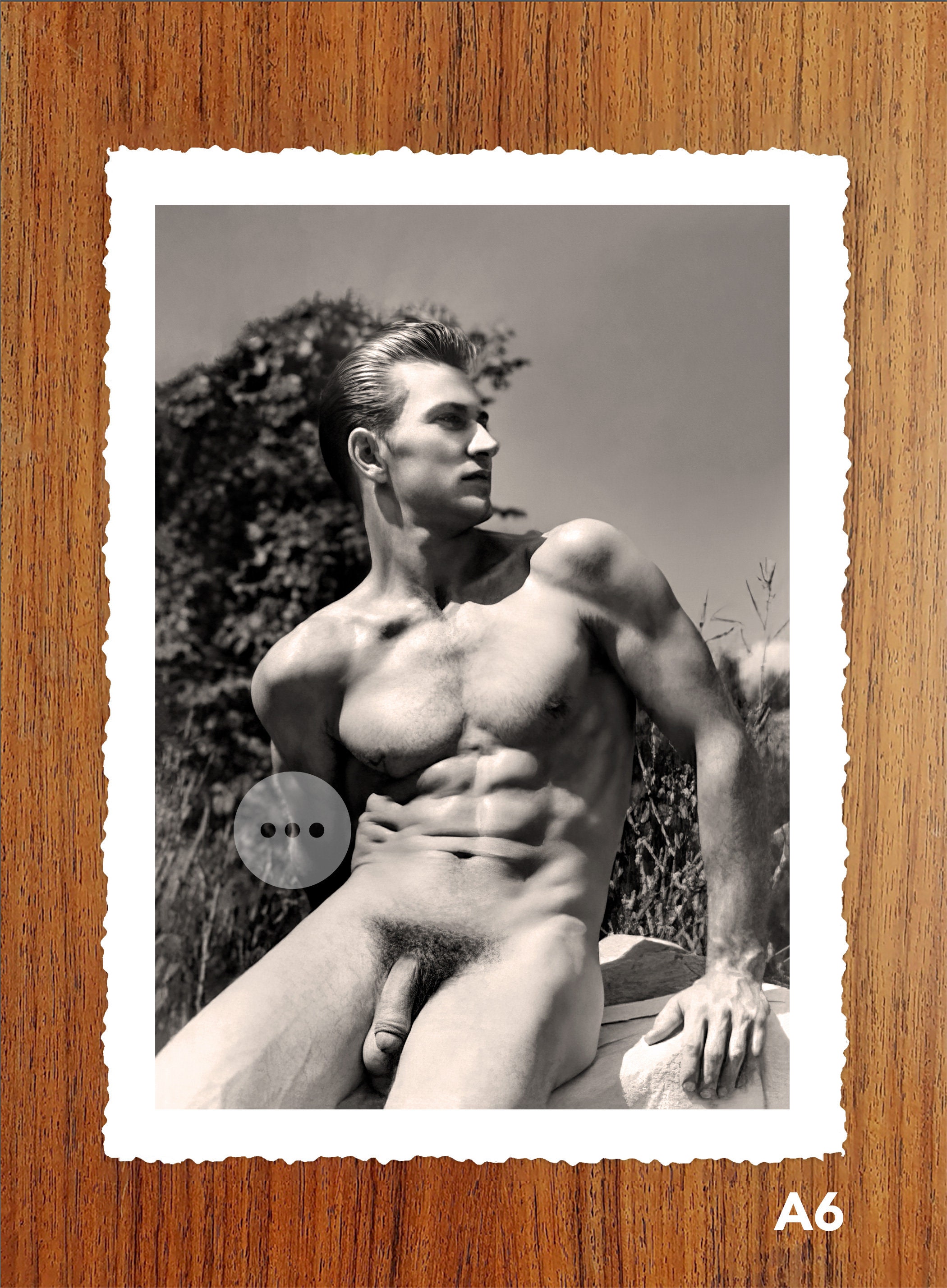 Album de fotos de hombres desnudos