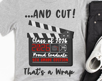 Descarga digital de graduación de quinto grado de 2026: ¡Eso es todo! Último día de clases. Archivo PNG. Diseño de graduado de quinto grado para impresión de camisetas.