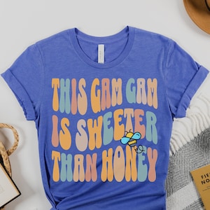 Camiseta Gam Gam - Divertida camiseta del Día de la Madre para abuela - Letras de texto onduladas y elegantes de los años 70 - Lindo regalo para abuela - Camiseta con atuendo GamGam