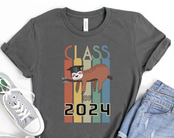Senior Class of 2024 Graduation Sloth Shirt - Seniors '24 High School Graduate Sloth T-Shirt Funny Graduation Gift for Boys Girls Men Women