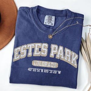 Estes Park Shirt, Comfort Colors® Retro Colorado T-Shirt, Vintage Collegiate T-Shirt, Rocky Mountains USA Souvenir Gift