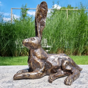 Bronze hare - Garden decoration - beautiful garden statues - Rabbit and hare