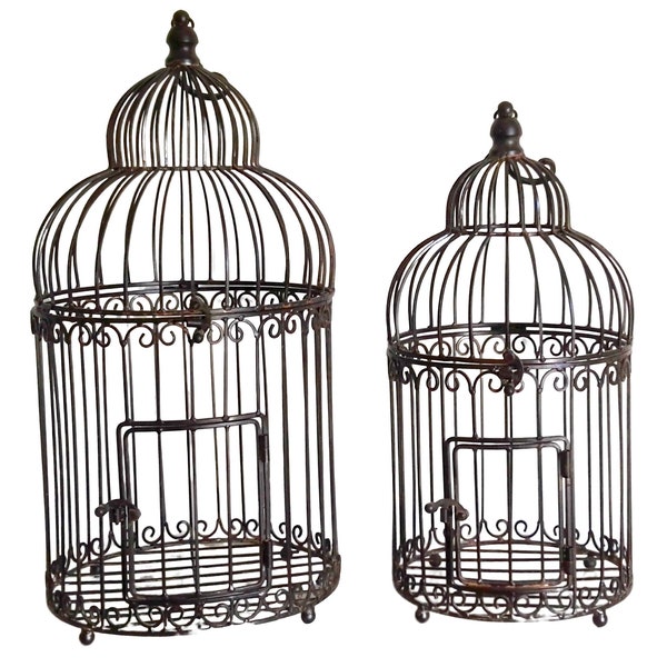 Une paire de très belles cages à oiseaux en fer forgé / cages ornementales