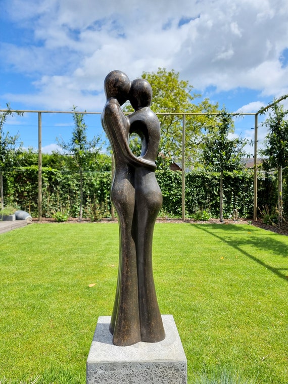 Bronze Garden Sculpture of an Embracing Couple Abstract and Modern Romantic  Garden Statues -  Finland