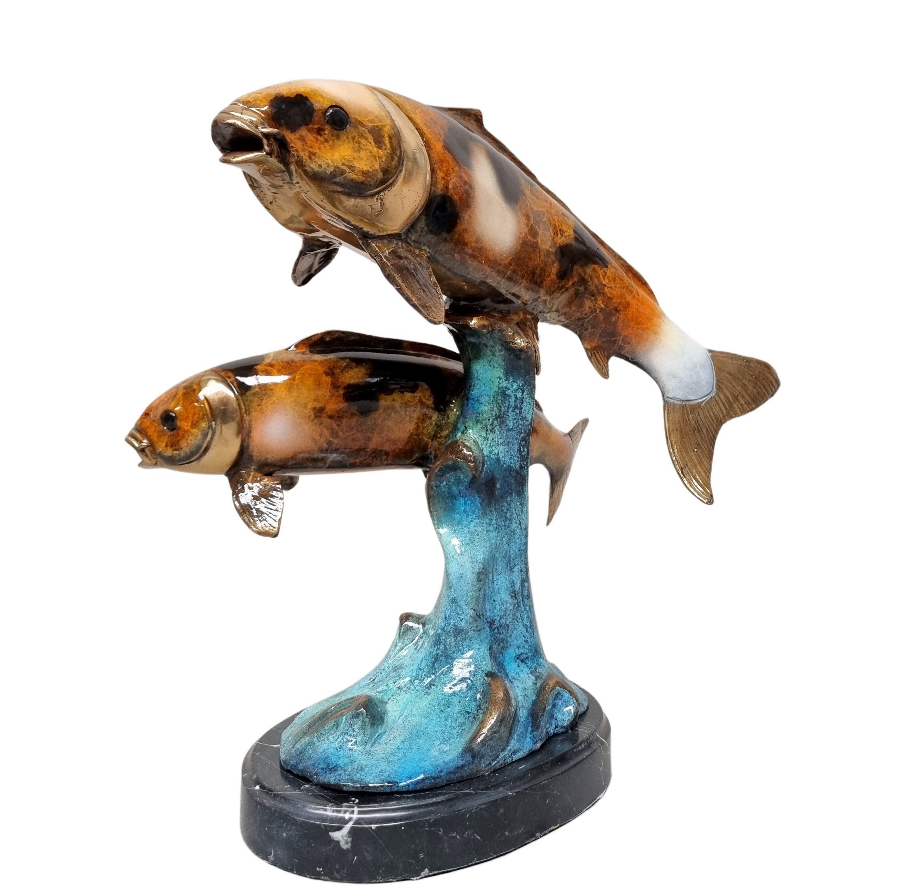 Excellent bronze sculpture of 2 Koi fish A real trophy Eyecatcher Luxurious bronze