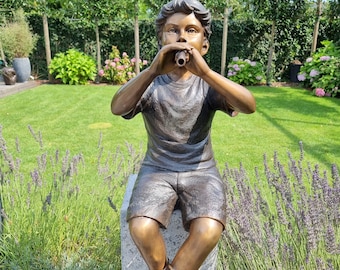 Bronzen tuinsculptuur - Jongen speelt fluit - Bronzen kinderen - Bronzen fontein