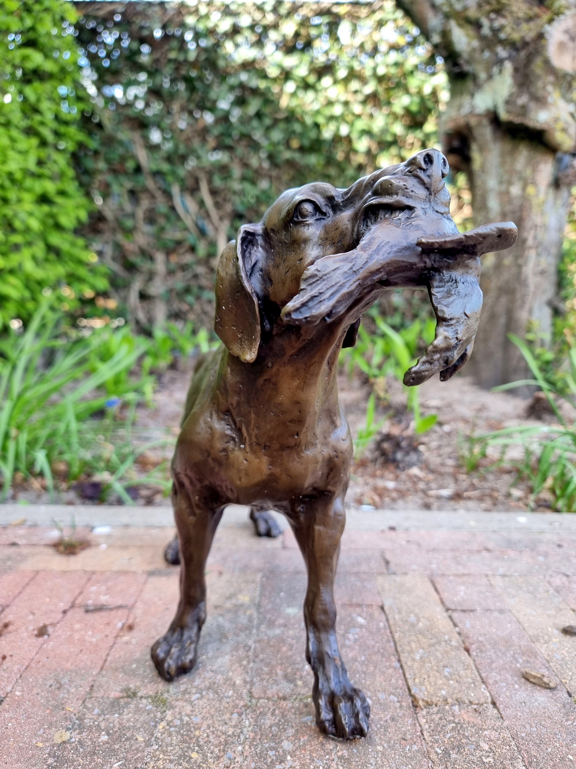 Bronze hunting dog Freestanding bronze sculpture