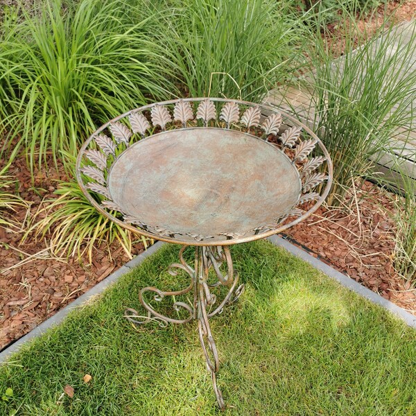 Wrought iron birdbath - garden decoration - terrace decoration