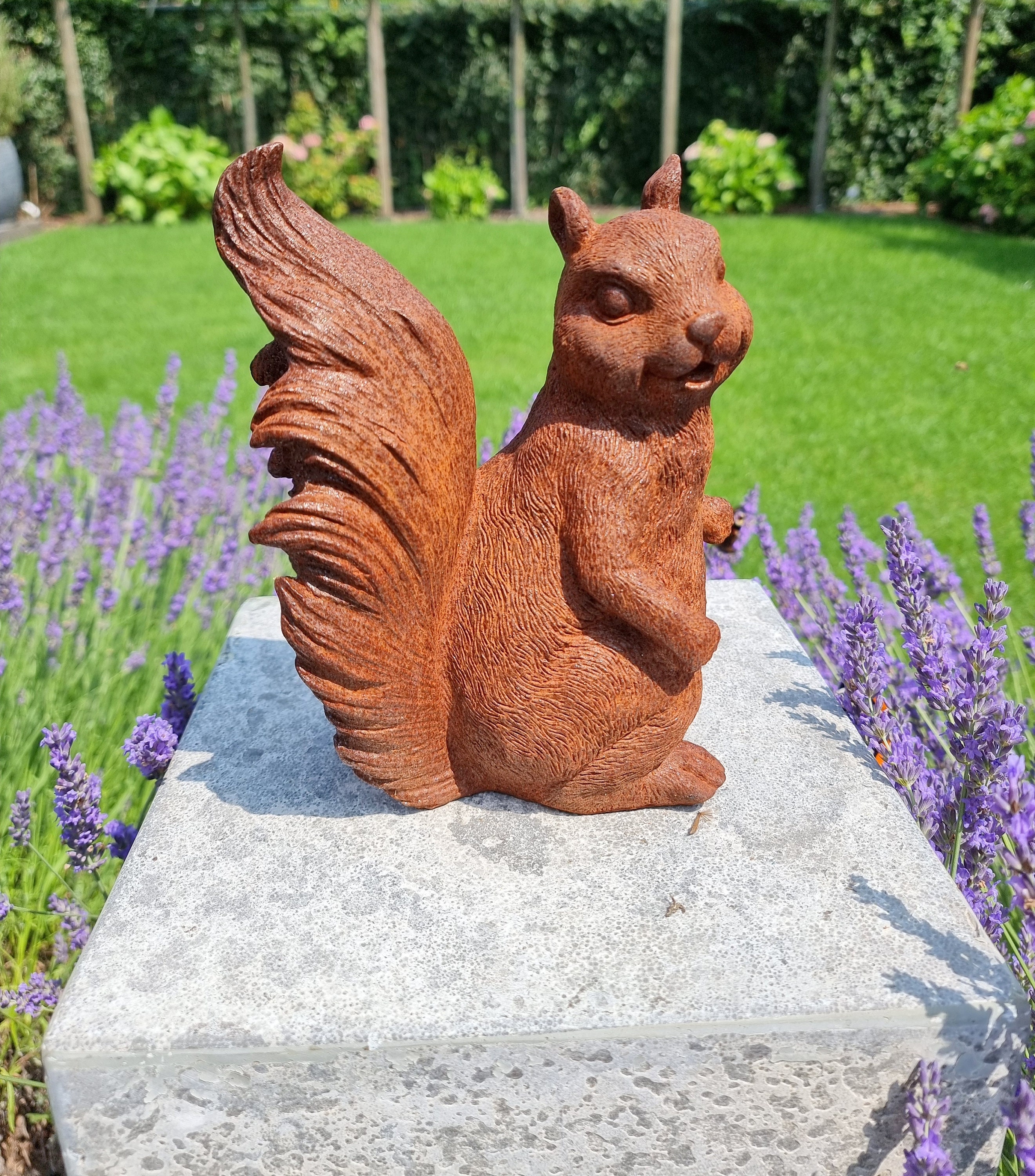 Écureuil en fonte Décoration Décoration de jardin et de terrasse Jardin  dornements -  France