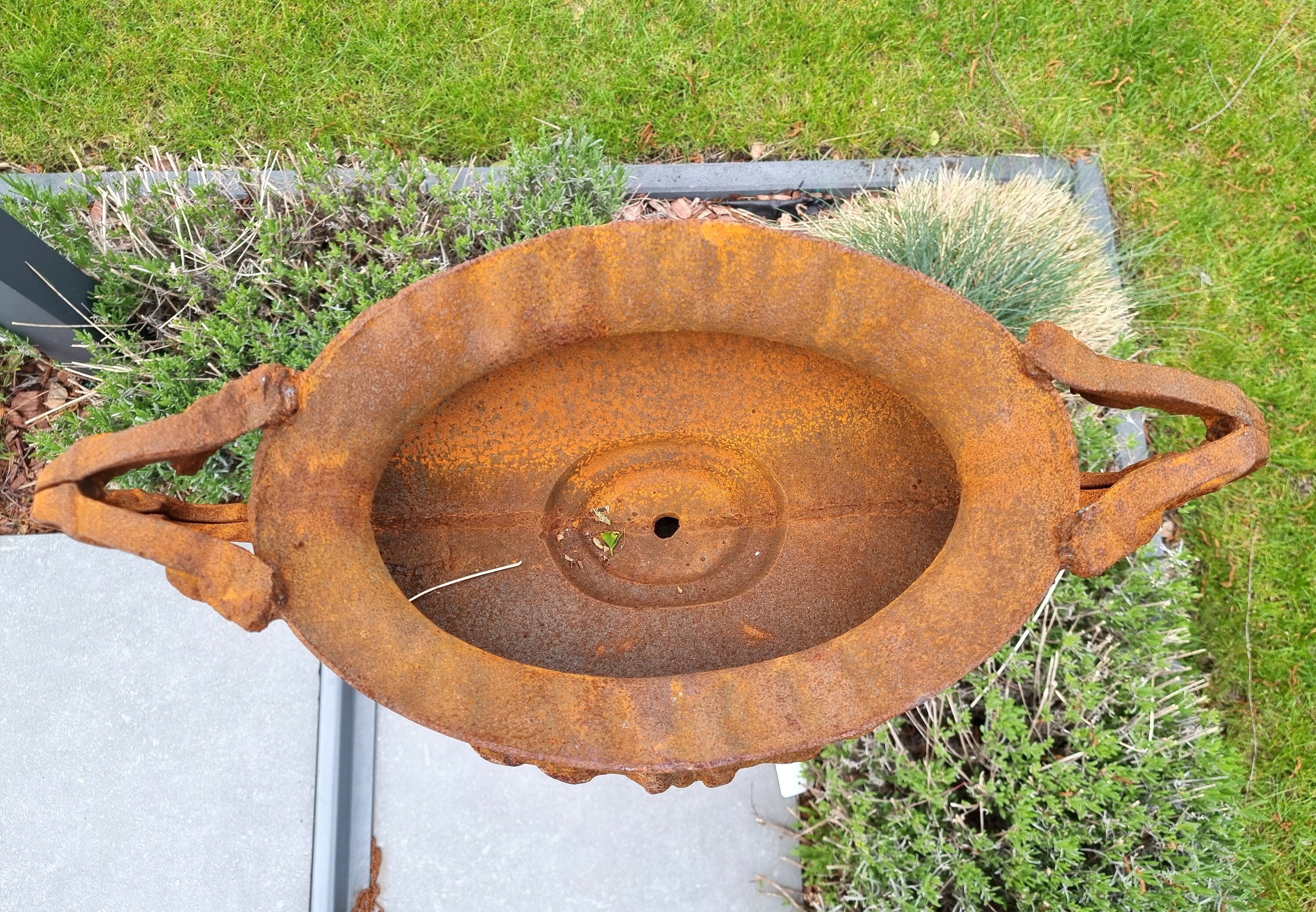 Cast iron flower pot Garden vase cast iron jardinière 24 inches