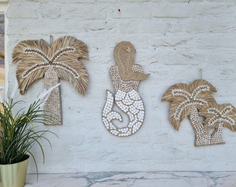 Prachtige tropische muurdecoratie - Grassen en schelpen - Zeemeermin - palmbomen - tropische huisdecoratie - strandhut inrichting  boho deco