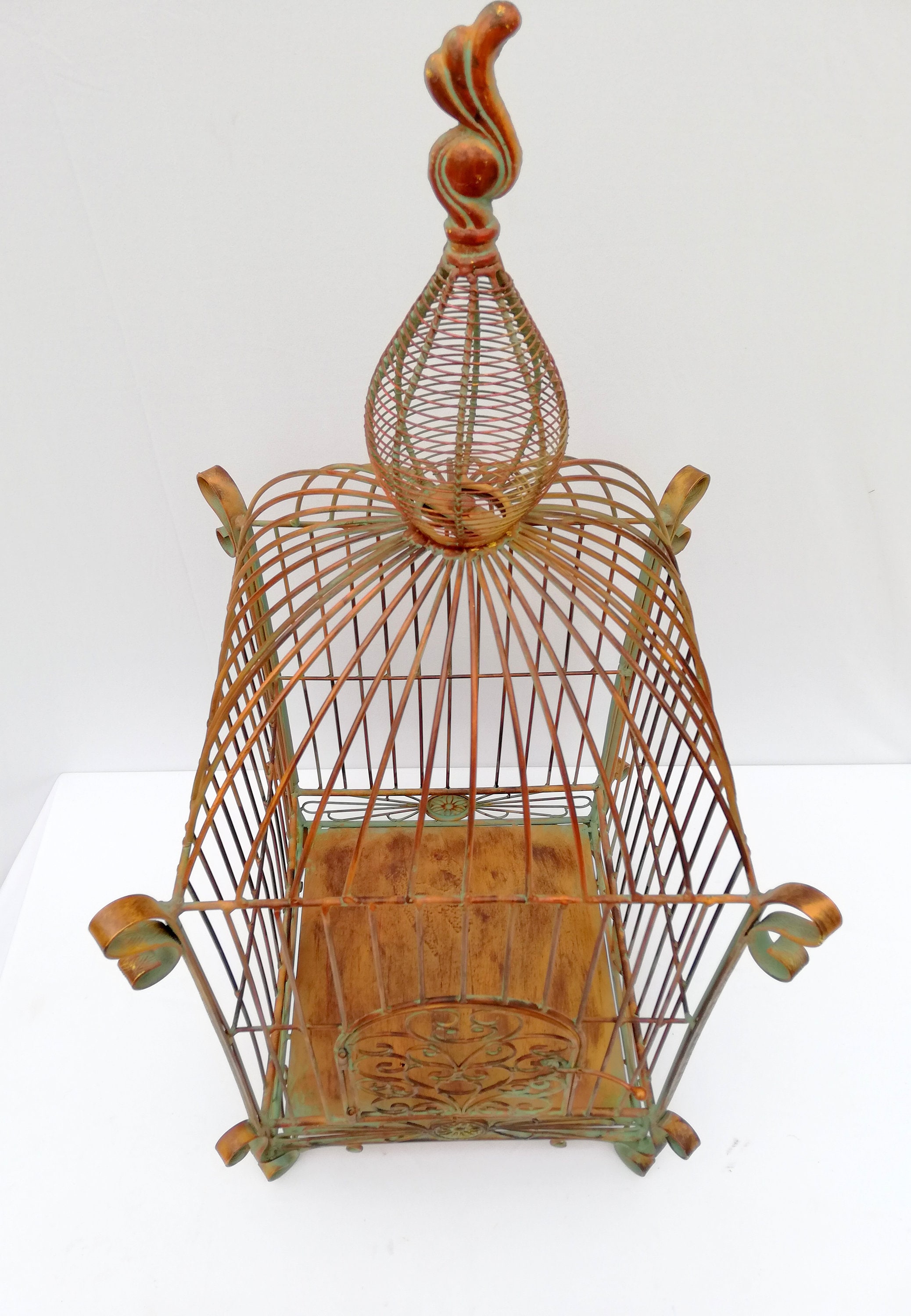 Very large decorative bird cage iron