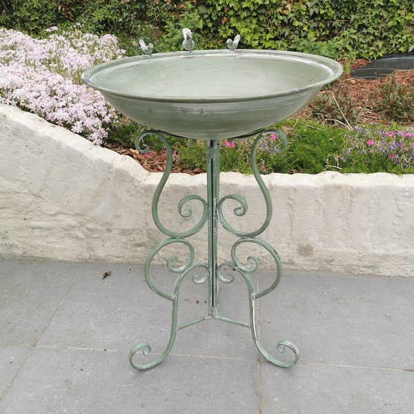 Wrought iron birdbath - Animal feeder - Charming garden