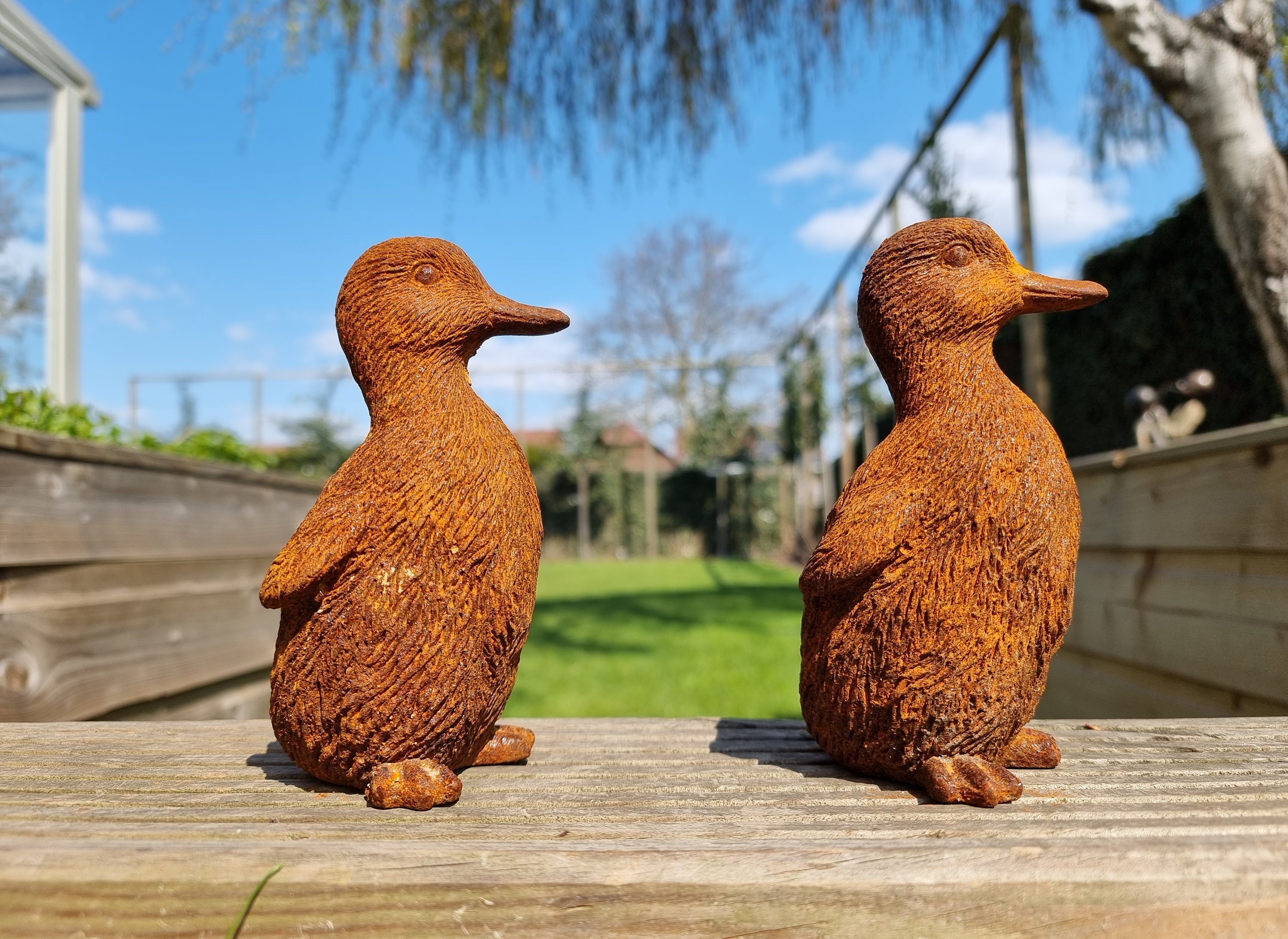 Cast iron ducklings Courtyard ornaments Garden ornaments Duck sculptures