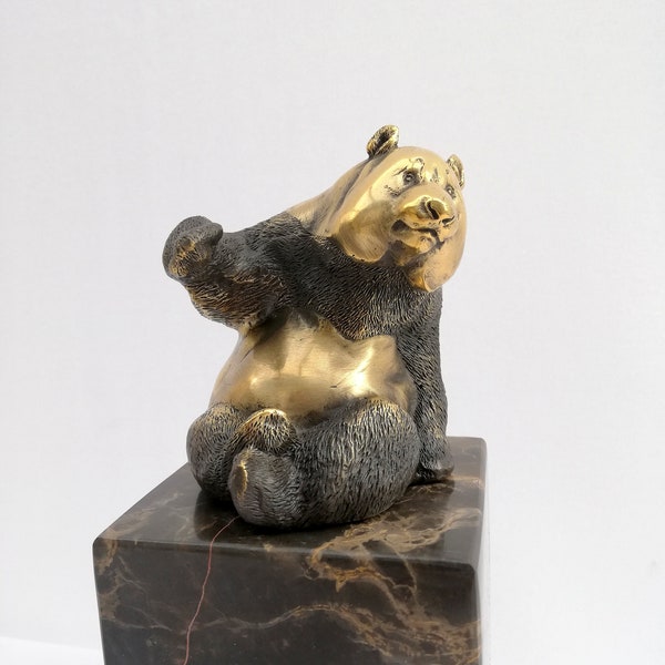 Bronzestatue eines Panda (Panda Bear)