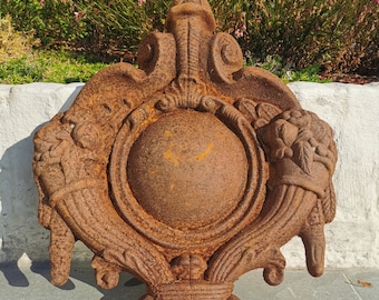 Cast iron ornament with Cornucopia - Coat of arms - Wall ornament