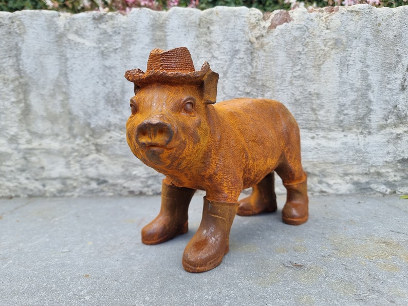 Rustic Cast Iron Piglet Sculpture: Adorable Dressed Pig with Boots and Hat for Charming Garden Decor image 5