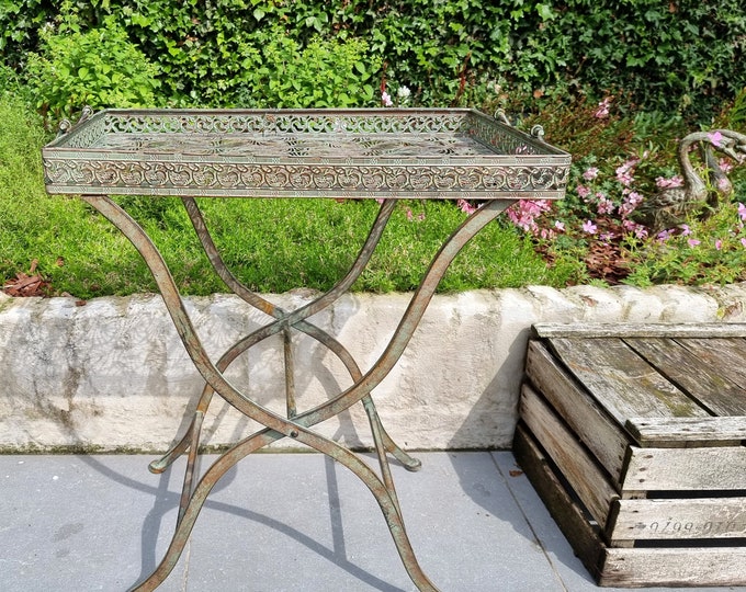 Flower table - Garden table - Iron flower table - Romantic garden design