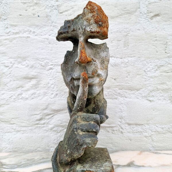 sculptuur beeld , Olympian Man