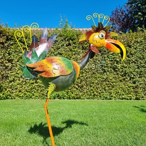 Crazy bird - Colorful funny metal bird - Garden decoration - Metal animals for garden and terrace