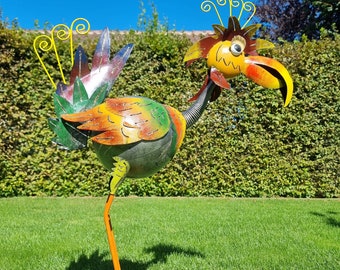 Crazy bird - Colorful funny metal bird - Garden decoration - Metal animals for garden and terrace