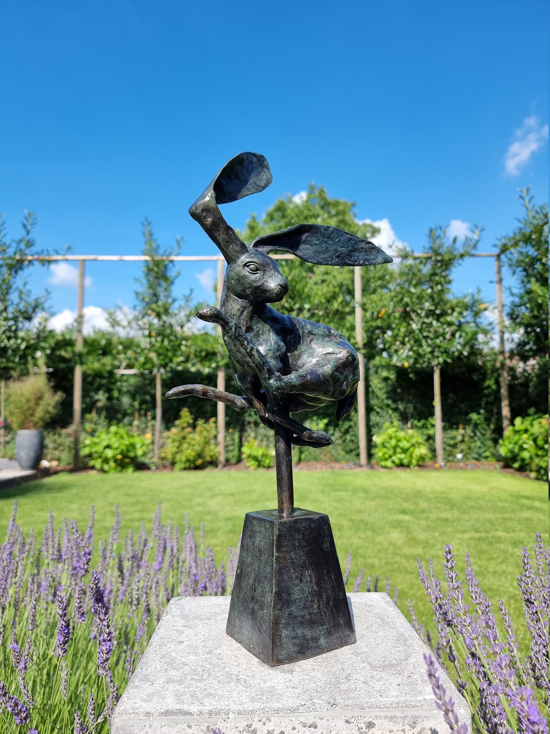 Jumping hare statue Bronze hare garden sculptures
