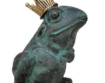 Bronze frog with golden crown - Fountain