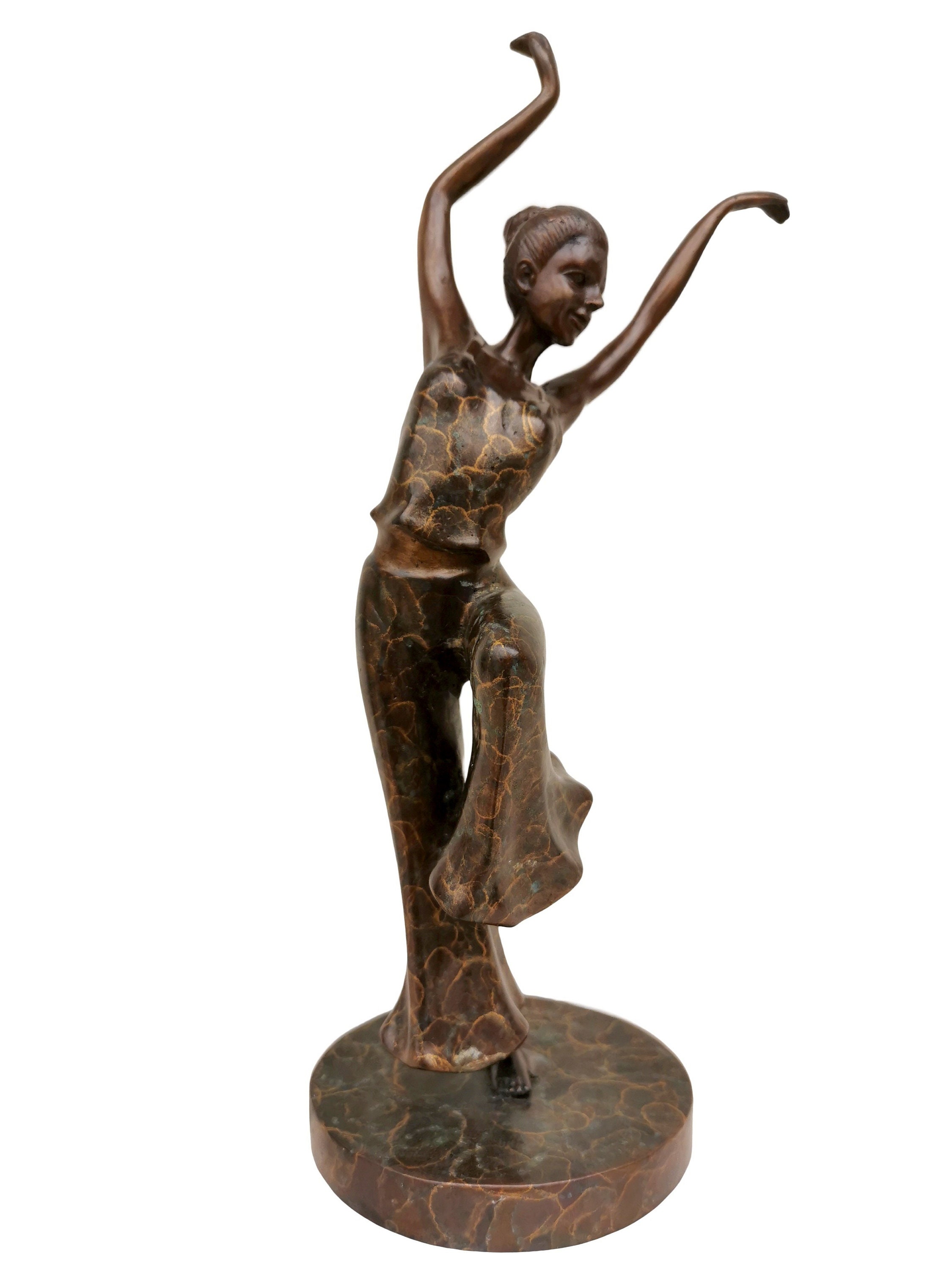 Bronze sculpture of a modern dancer Bronze art