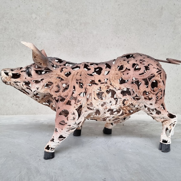 Decorative iron pig - Metal pig - Garden and patio decoration - Cute pig