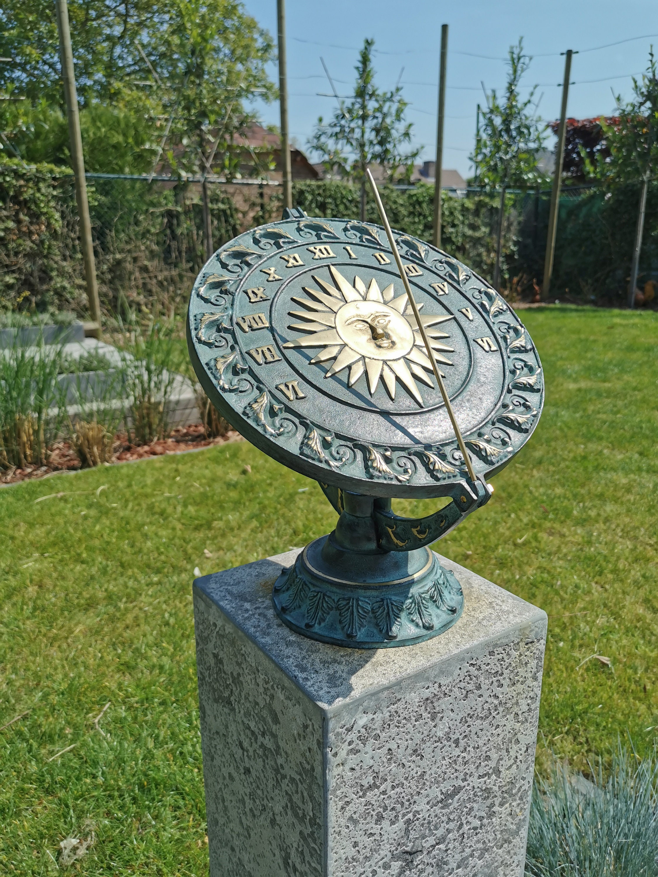 Reloj de sol de bronce estatua de jardín Reloj solar -  México