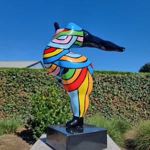Œuvre d'art contemporaine colorée d'une dame acrobatique danseuse Décoration pop art colorée pour la maison et le jardin Décor moderne image 4