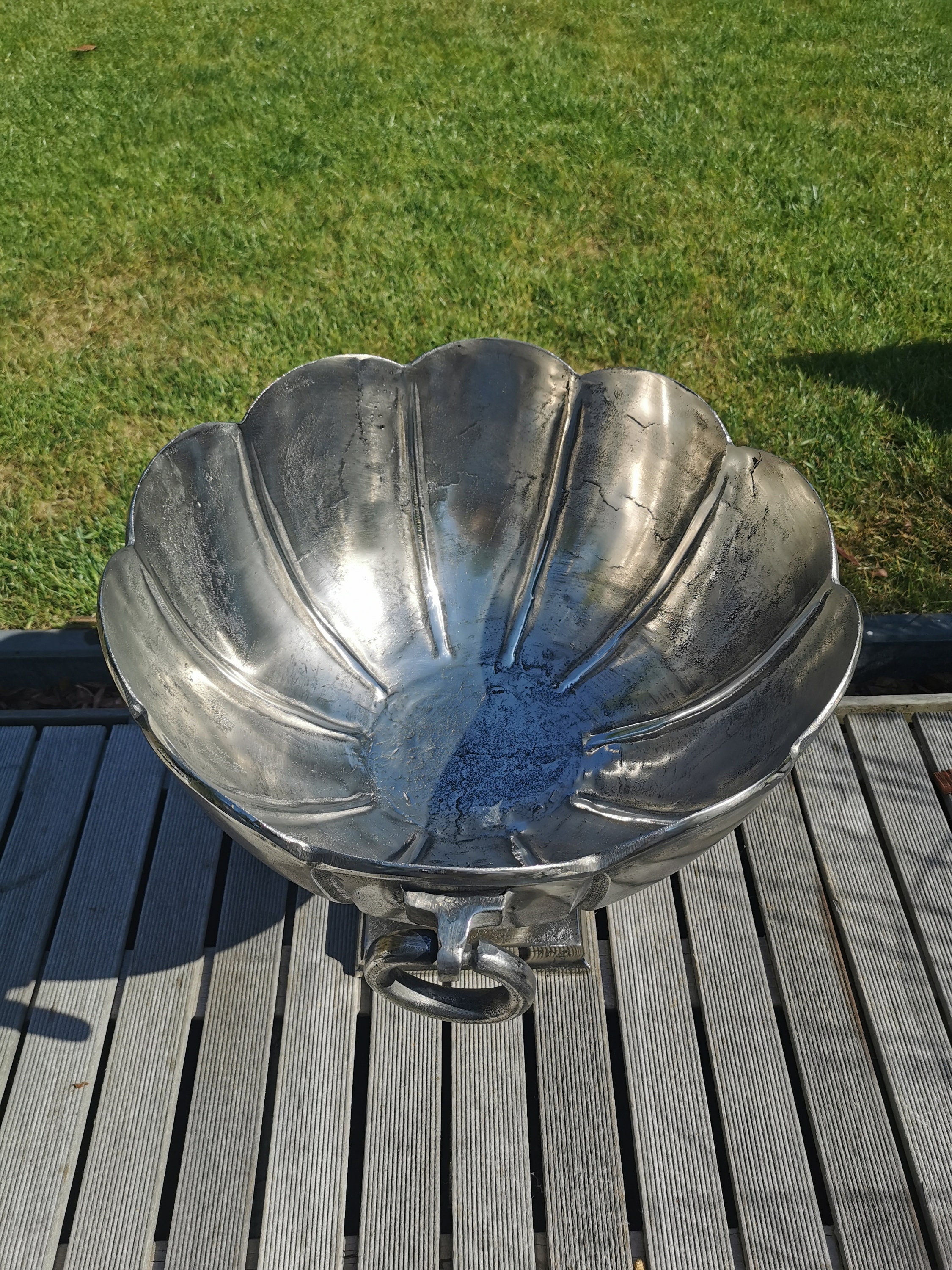 Large Luxurious wine bucket / Ice bucket Aluminum and oak Luxury